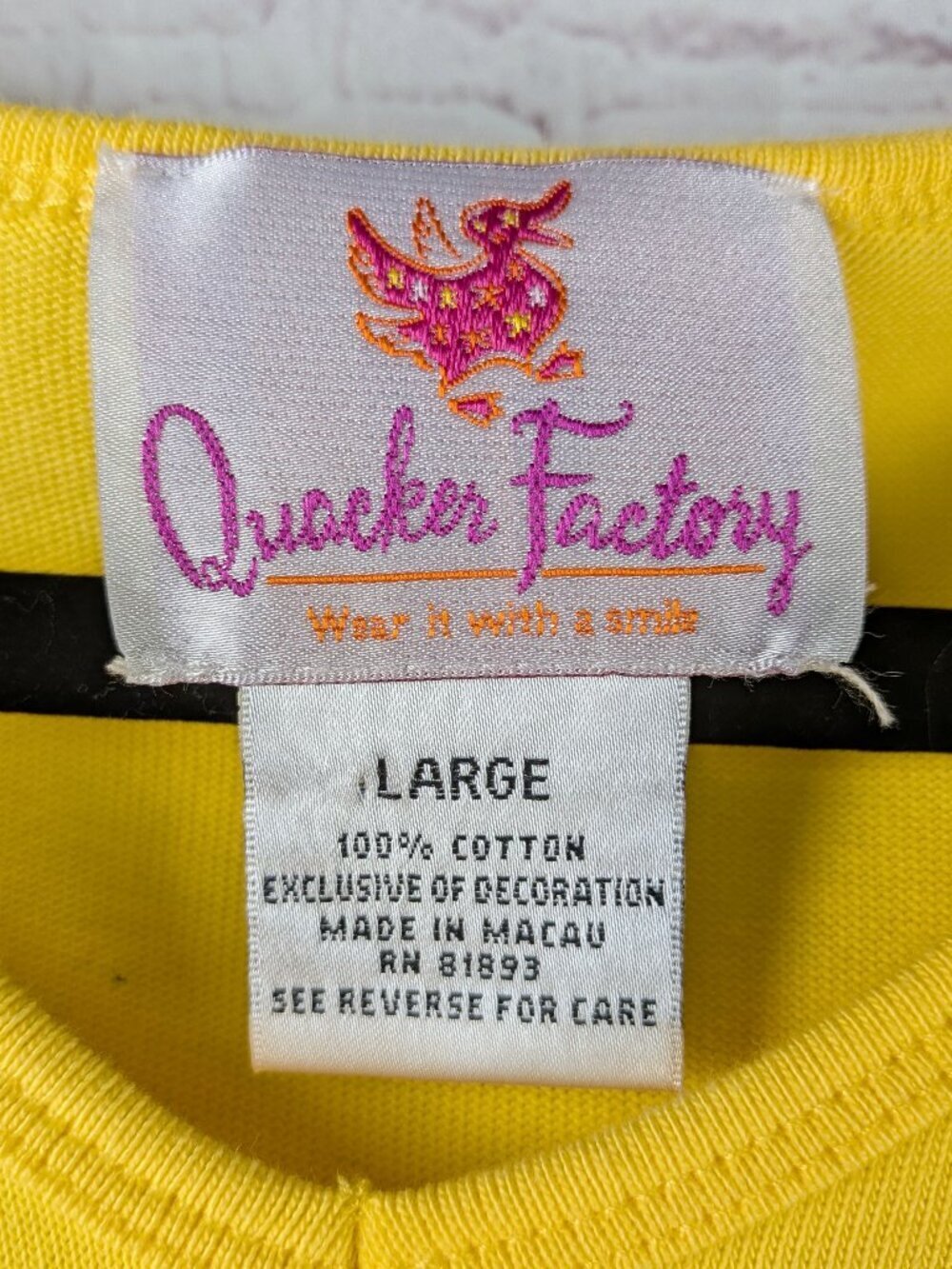 Quacker Factory Rhinestone Cherries Yellow Top L - Picture 2 of 4